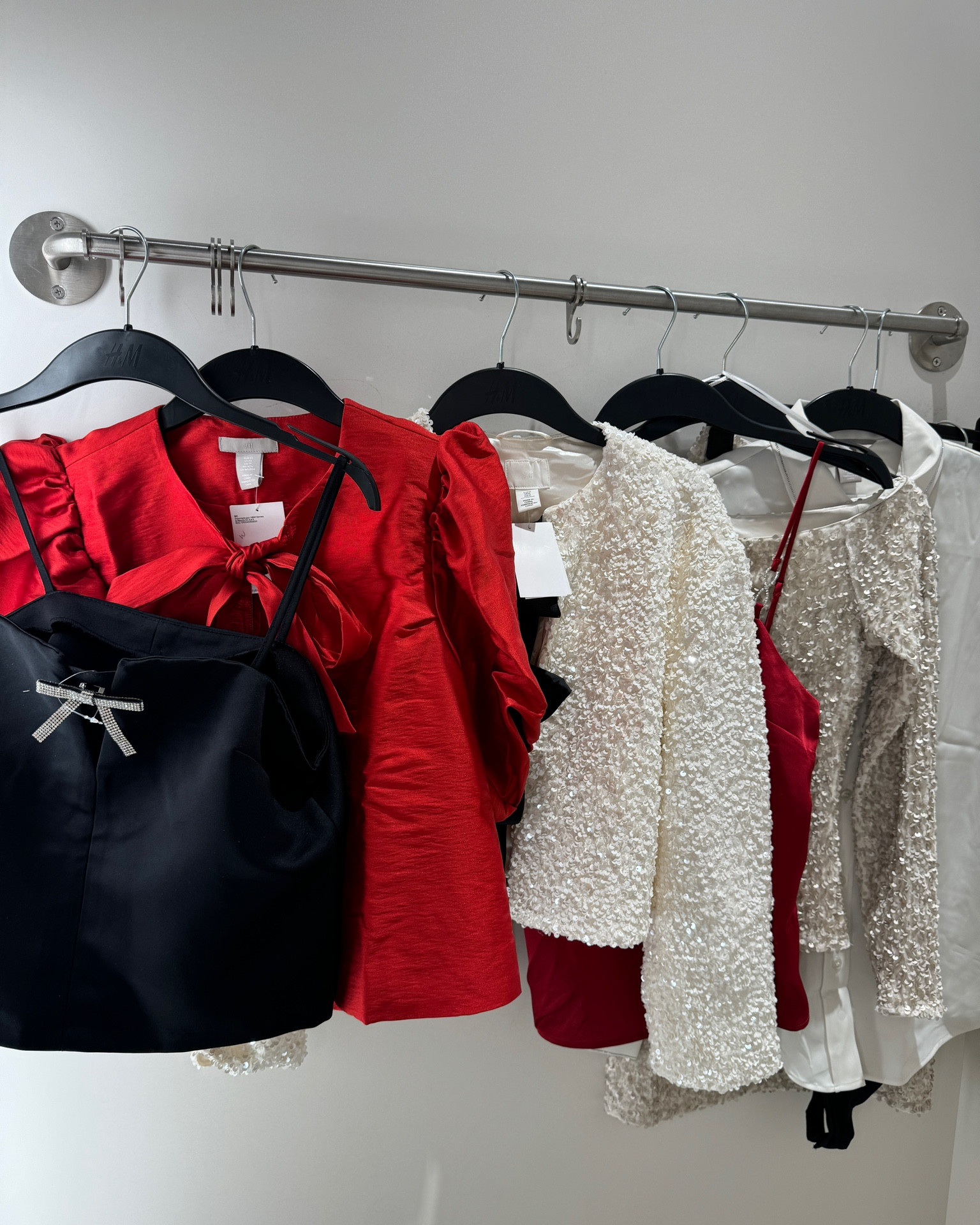 Start your day running to your nearest @hm for these holiday styles! They will sell fast as they have all the trends: sparkle, bows, and red! Some items in store only- links to ones that are similar.

#LTKTravel #LTKHoliday #LTKStyleTip