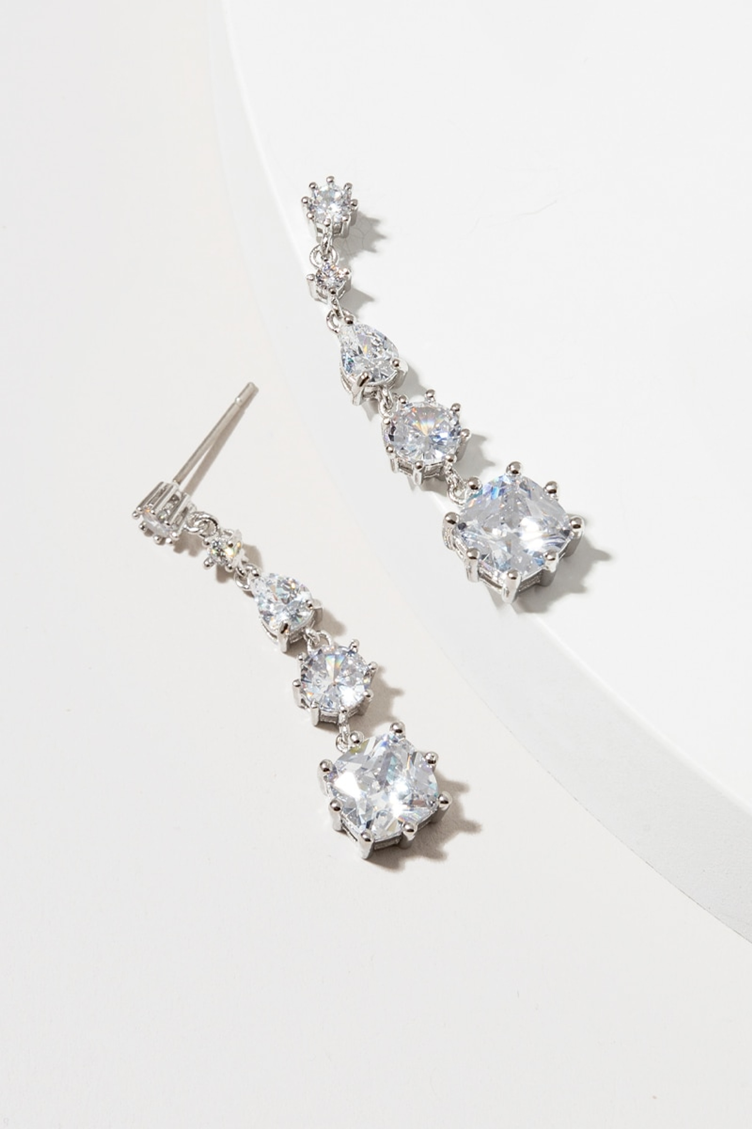 Evelynn Crystal Drop Earrings | Francesca's