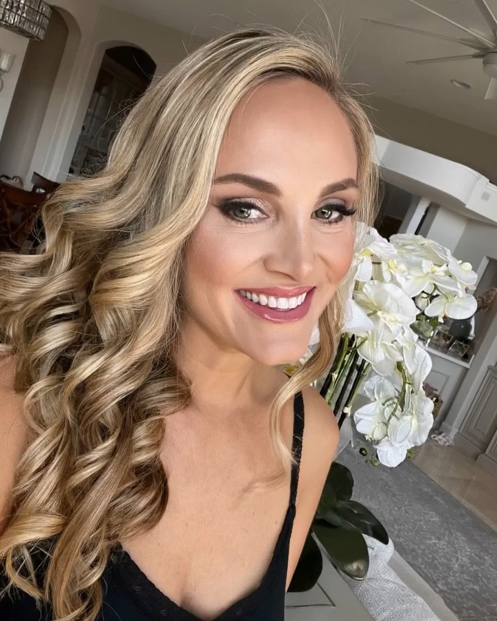 49 yr old beauty secrets on SALE 🎉💕 comment SHOP for links ⏬

Skin longevity, barrier repair skincare, mature skin routine, anti-aging serum for fine lines, retinol alternative for sensitive skin, neck and décolletage skincare, menopause skin changes, hormonal skin over 40, collagen boosting skincare, peptide serum, ceramide moisturizer, niacinamide for dullness, ageless skin secrets, makeup for mature skin, hydrating foundation over 40, serum foundation, no-makeup makeup look, blurring primer for fine lines, cream blush for mature skin, skin cycling routine

#LTKgrwm #LTKOver40 #LTKBeauty