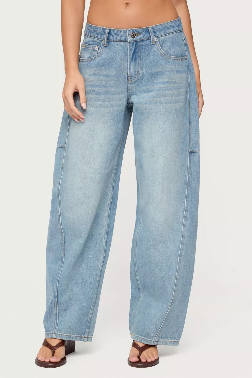 Edikted Korie Barrel Leg Low Rise Jeans | Urban Outfitters (US and RoW)