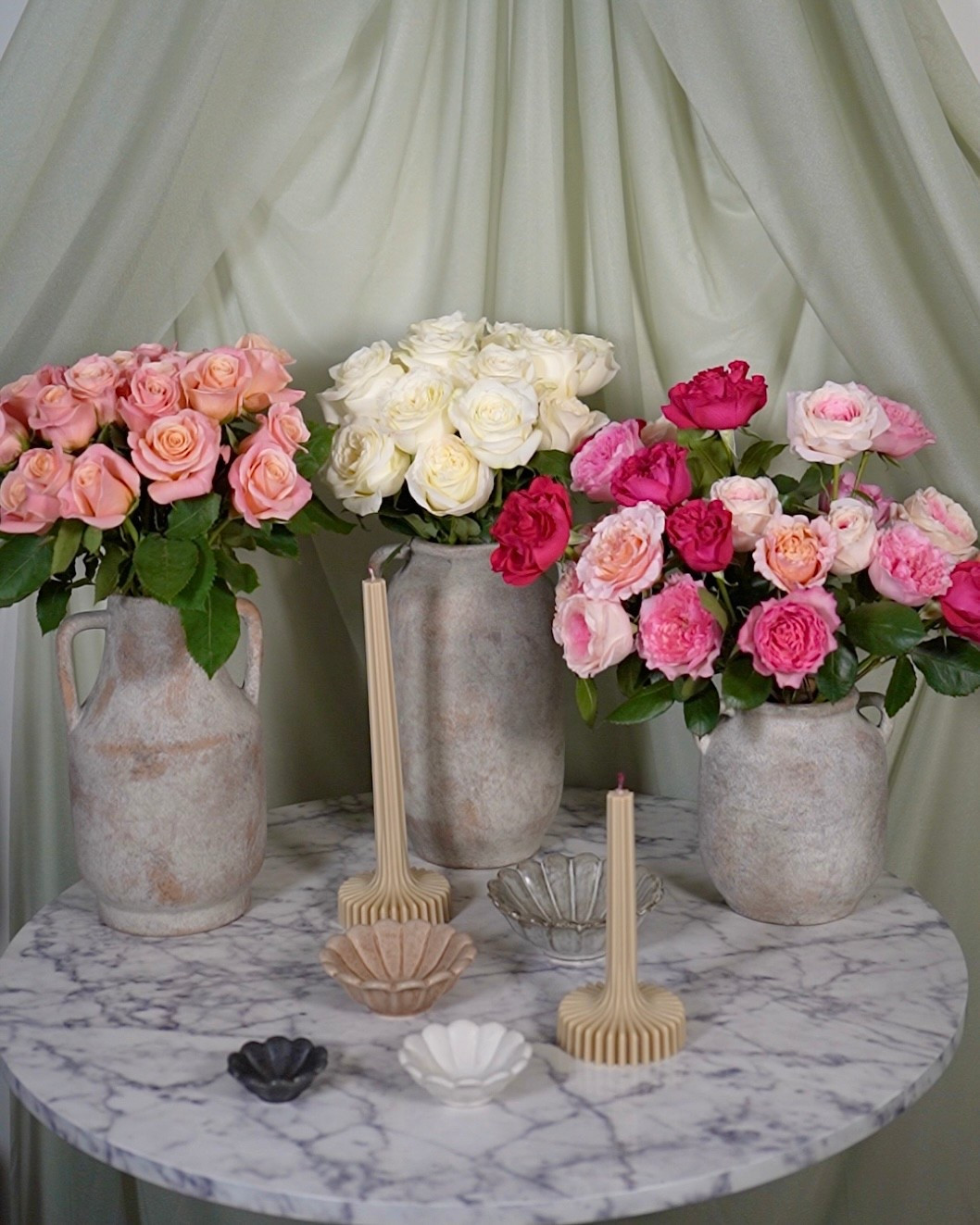 There’s just something about farm-fresh roses arriving at your doorstep. The kind of happiness you can feel before you even open the box 🌹✨

These @Rosaholics blooms are straight from their family-run farms and honestly… they last so much longer than any other bouquet I’ve ever received.

If you’ve been craving a little joy at home (or need a gifting idea), consider this your sign.

Fresh flowers. Love in the air. Happiness, delivered.

#Rosaholics #FreshFlowers #FlowerArrangement #Roses #ad 

#LTKHome