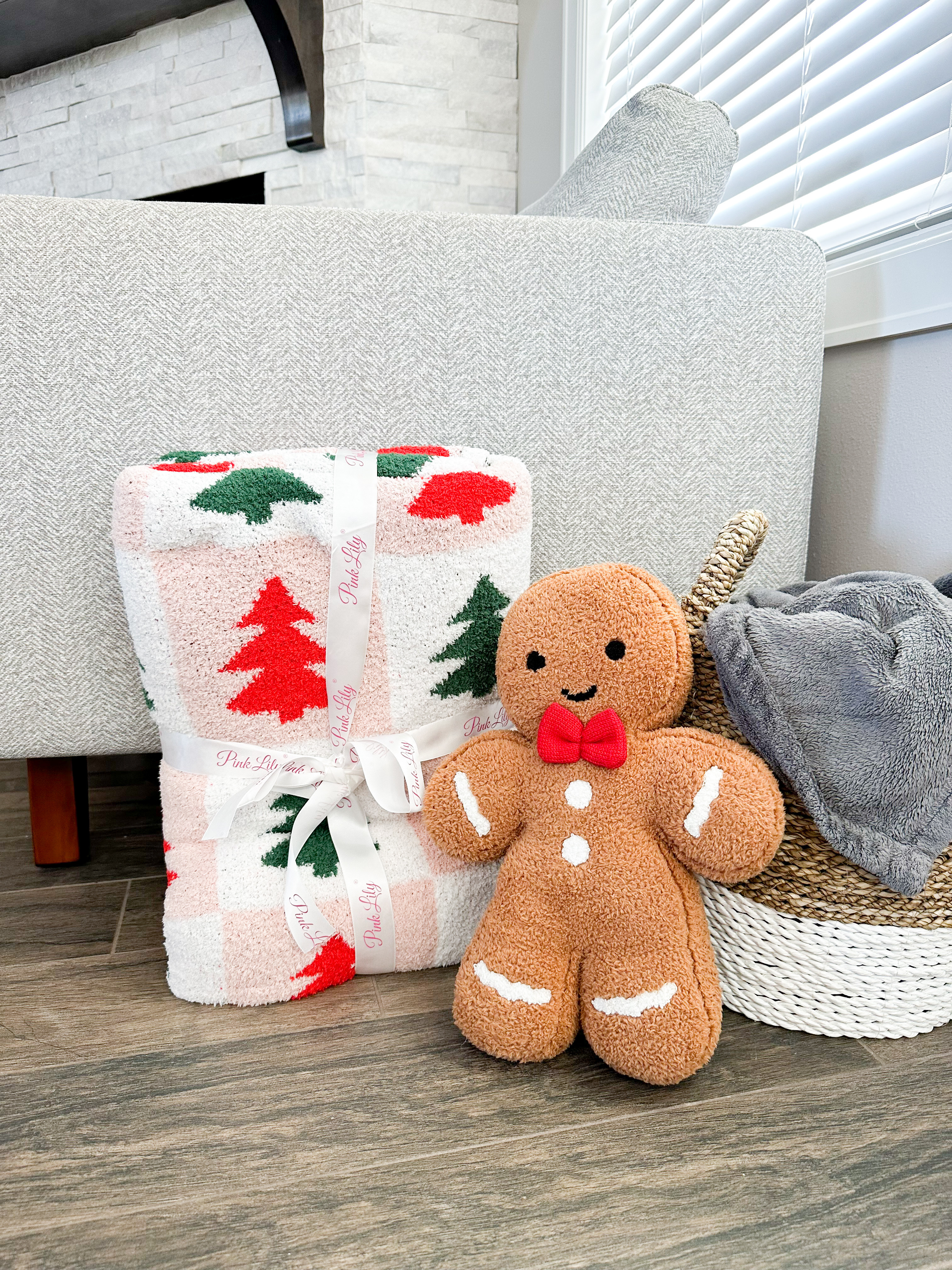 How cute is my new Christmas Blanket and Gingerbread pillow! Obsessed! Brooke’s keeps stealing them already, but they are mine ❤️

/
Christmas decor
Christmas tree blanket
Christmas pilloww

#LTKHome #LTKFindsUnder50 #LTKStyleTip