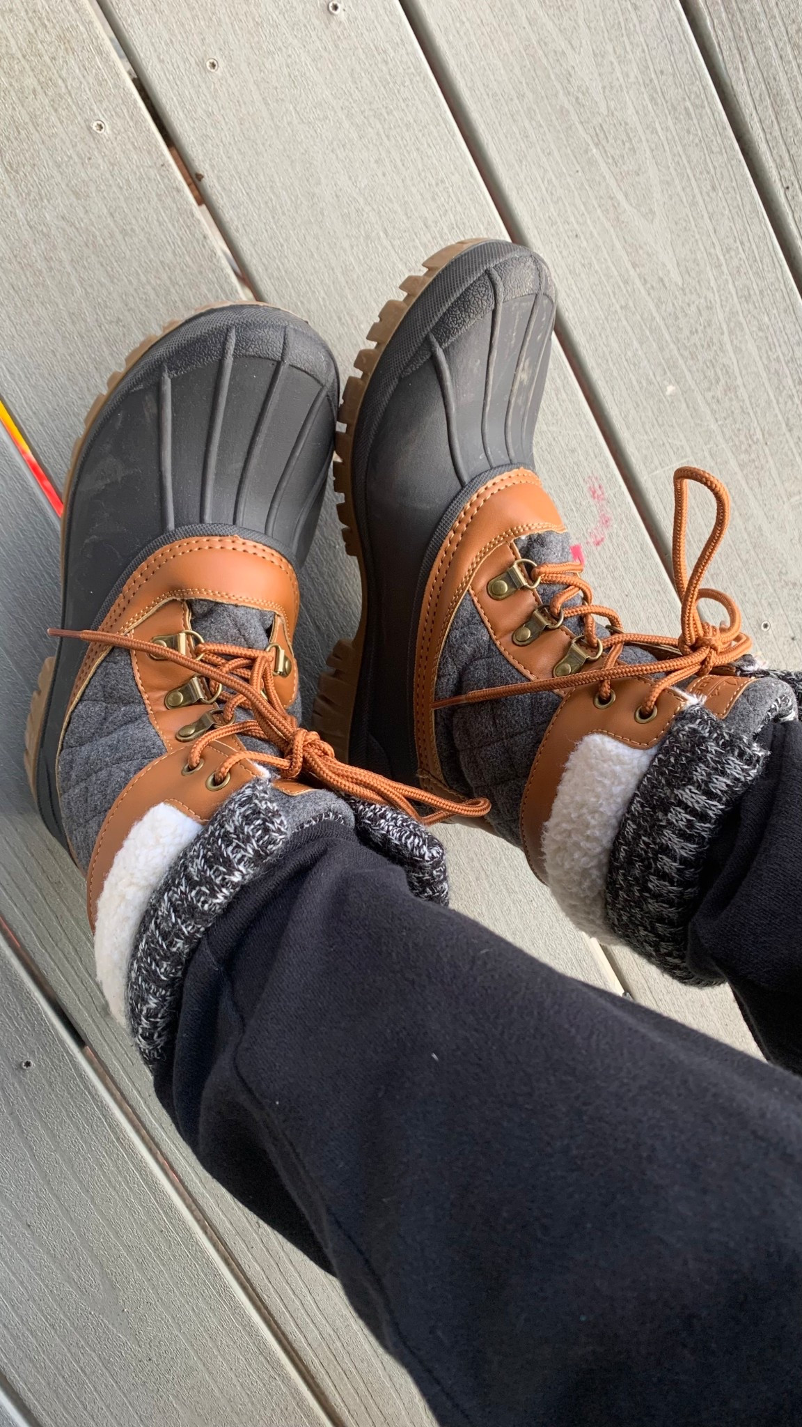 The warmest winter boots 🥾 they keep my feet so warm in freezing temps and I love wearing them during the fall and winter! #winterboots #skiboots #snowboots #wintershoes

#LTKCyberWeek #LTKSaleAlert #LTKGiftGuide