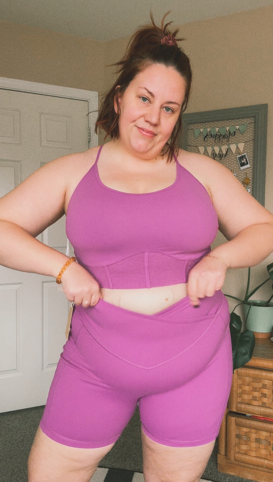 Popflex try on! What do you think? I am wearing a 2X in both too and bottom which is my normal size. I would probably size up in the bra because I don’t love super tight sports bras, but if you’re using it for high intensity workouts you should be good with your regular size! 

#LTKActive #LTKMidsize #LTKPlusSize