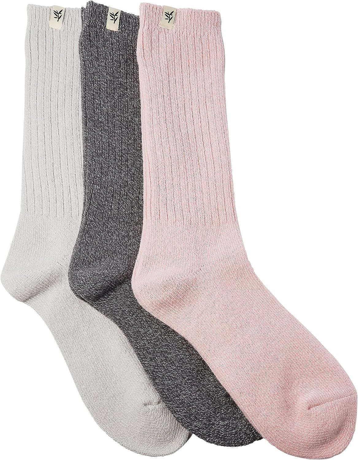 Amazon.com: Cozy Earth Lounge Socks (Blush, Cloud, & Slate Grey, XS/S (Shoe Size 5-7)) : Clothing... | Amazon (US)