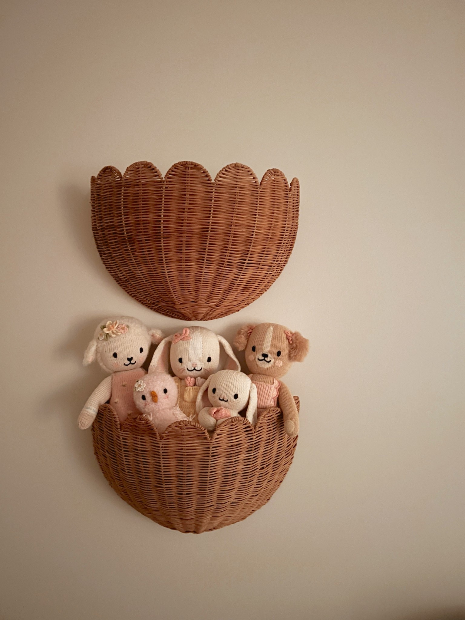 Nursery wall baskets