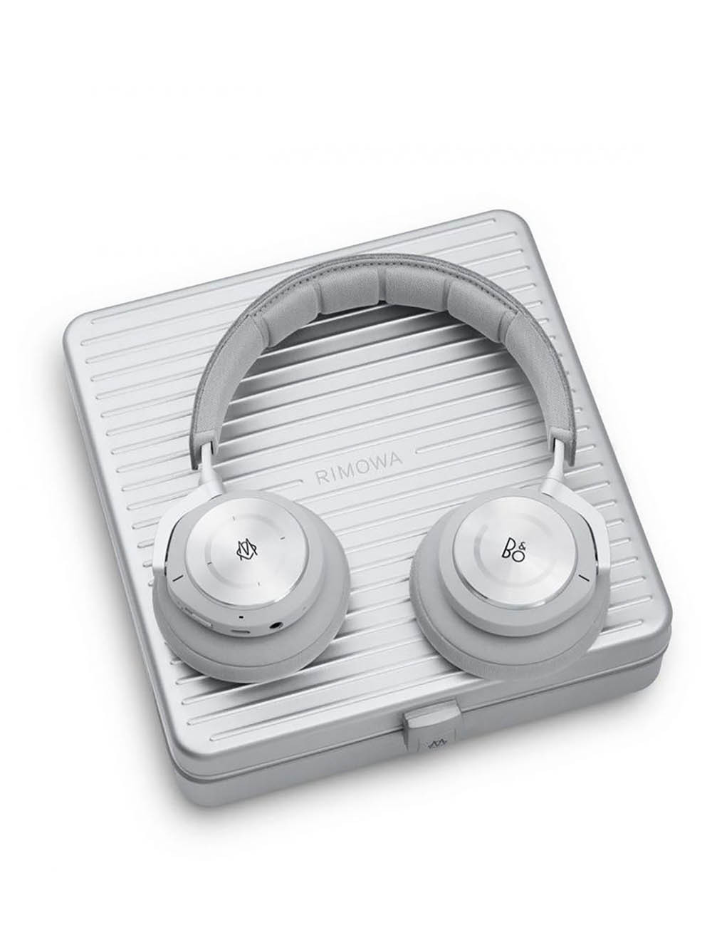 Bang & Olufsen X Rimowa Beoplay H9i Limited Edition Silver | The Webster