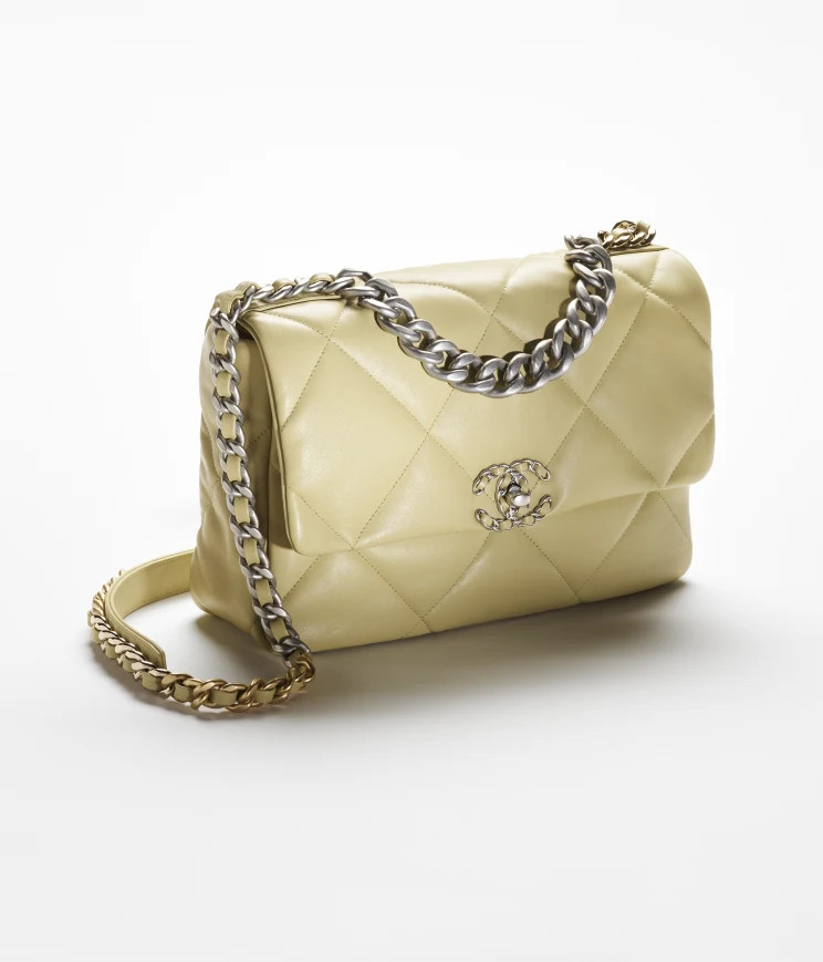 CHANEL 19 Large Handbag | Chanel, Inc. (US)