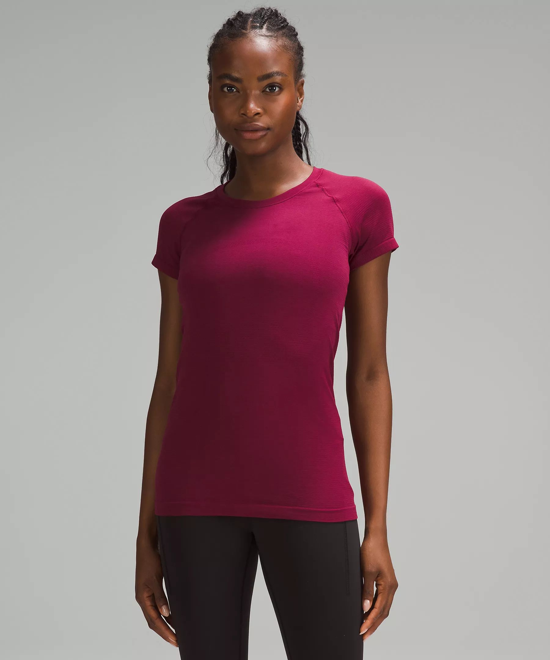 Swiftly Tech Short-Sleeve Shirt 2.0 | Women's Short Sleeve Shirts & Tee's | lululemon | Lululemon (US)