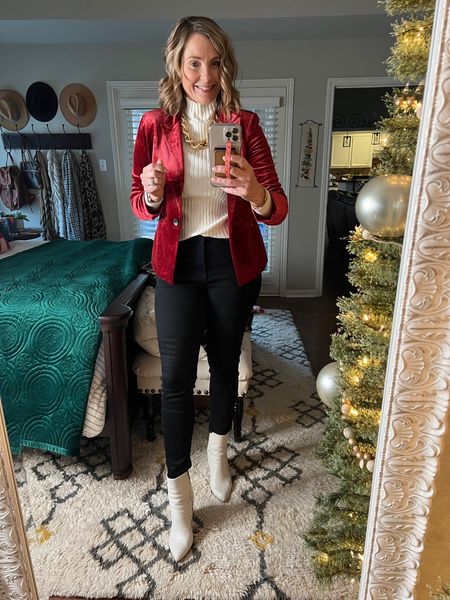 A velvet blazer added to just about anything creates an easy holiday look!  My blazer is old but I’ve linked some others in fun holiday colors.  


#LTKHoliday #LTKshoecrush #LTKstyletip