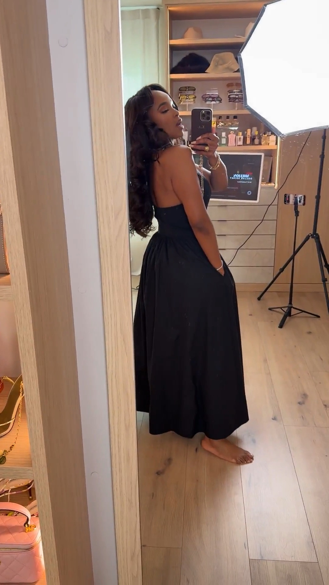 Scroll to shop! ✨ Everything from this look is linked below. 👇🏽    

Wearing: Size Small | 5’4” | 140 lbs  

📲   Download the FREE LTK app & follow me (@kirasfashionfinds) to shop all my daily finds.  #LTKootd #LTKPetite #LTKU

#LTKgrwm #LTKootd
