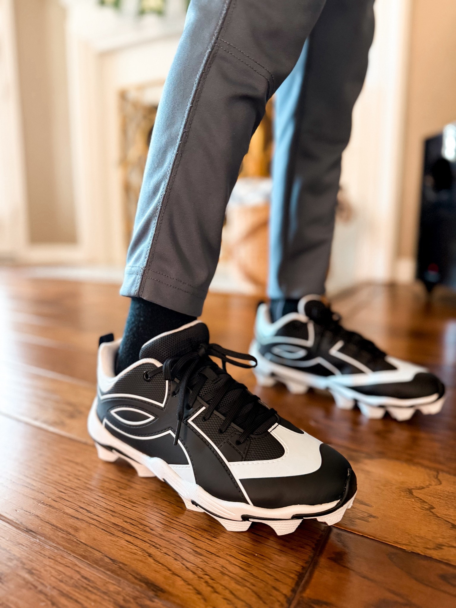 Boys baseball ⚾️ cleats men’s sizing 
Size 7 in men’s 
Add arch support for comfort during playing under $42 

#LTKKids #LTKmomlife