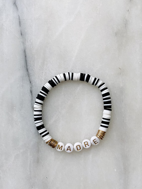 Black White 6mm Heishi Mom Name Word Bracelet Stretch | Etsy | Etsy (US)