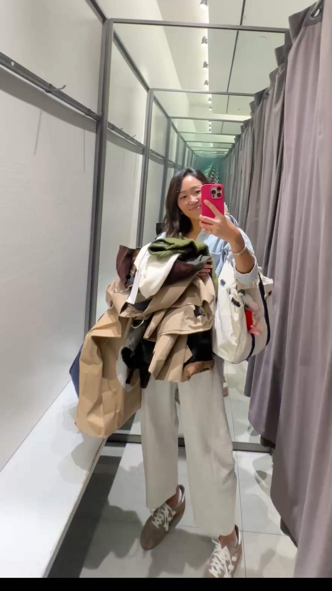 Some fall picks!

All Jackets Size: S
Navy Sweatshirt Size: S
Navy Sweater Size: L 