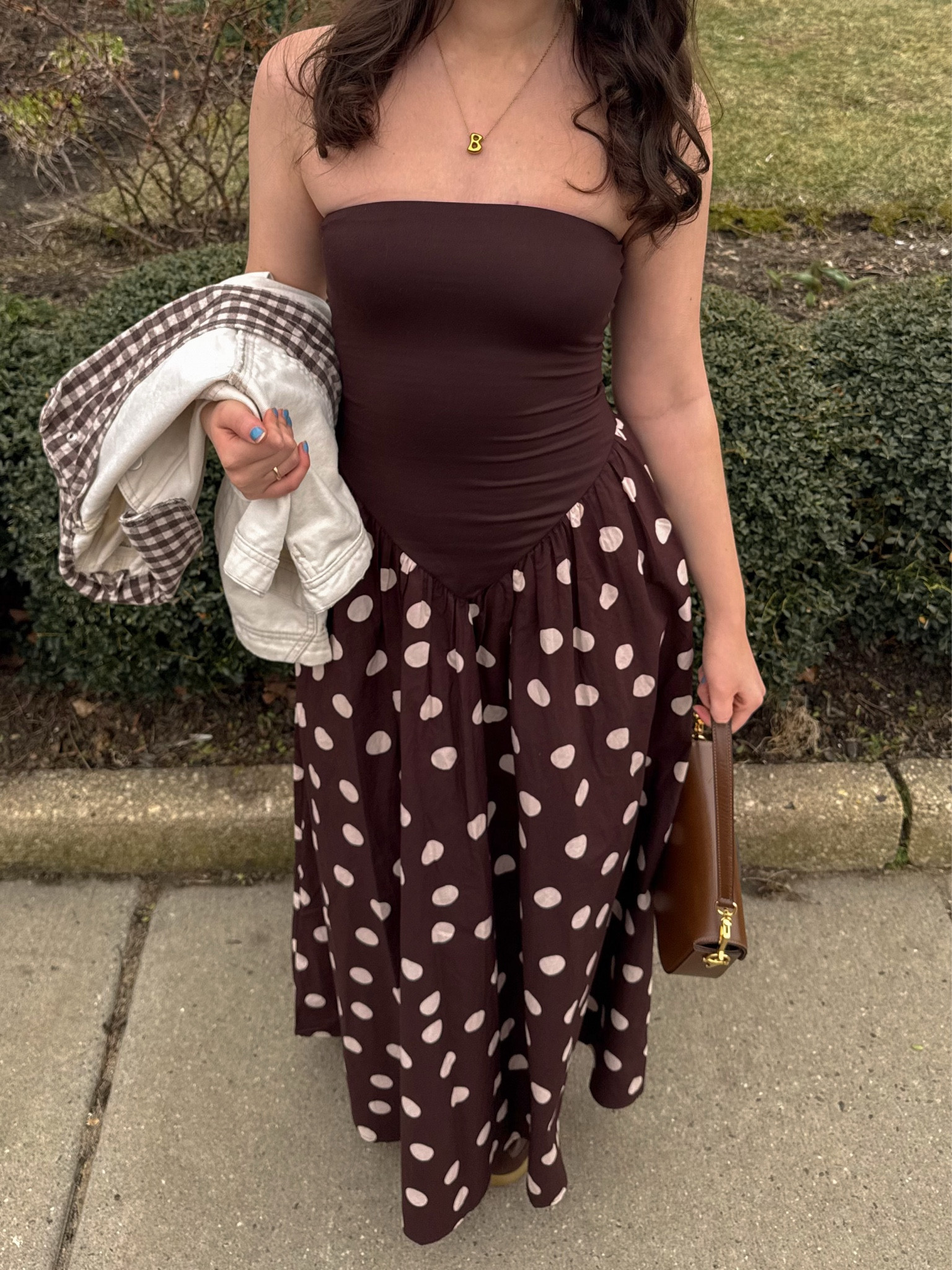 coastal outfits, city girl style, chic coffee shop looks, SoHo streetwear inspo, preppy outfits, minimalist everyday style, trendy outfits 2026, casual chic New York outfits, neutral wardrobe, capsule closet inspo

#LTKootd