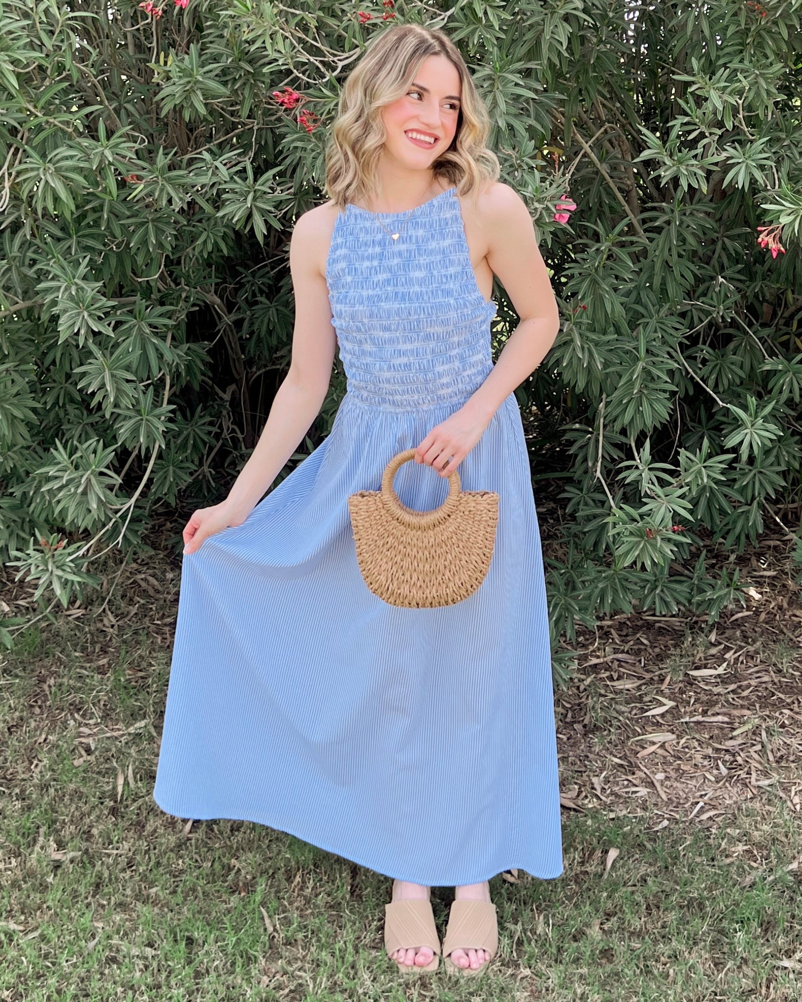 spring outfit 🩵
dress: size small (use code “gamez15”!)
mules: size 6.5

#LTKTravel #LTKootd #LTKSeasonal