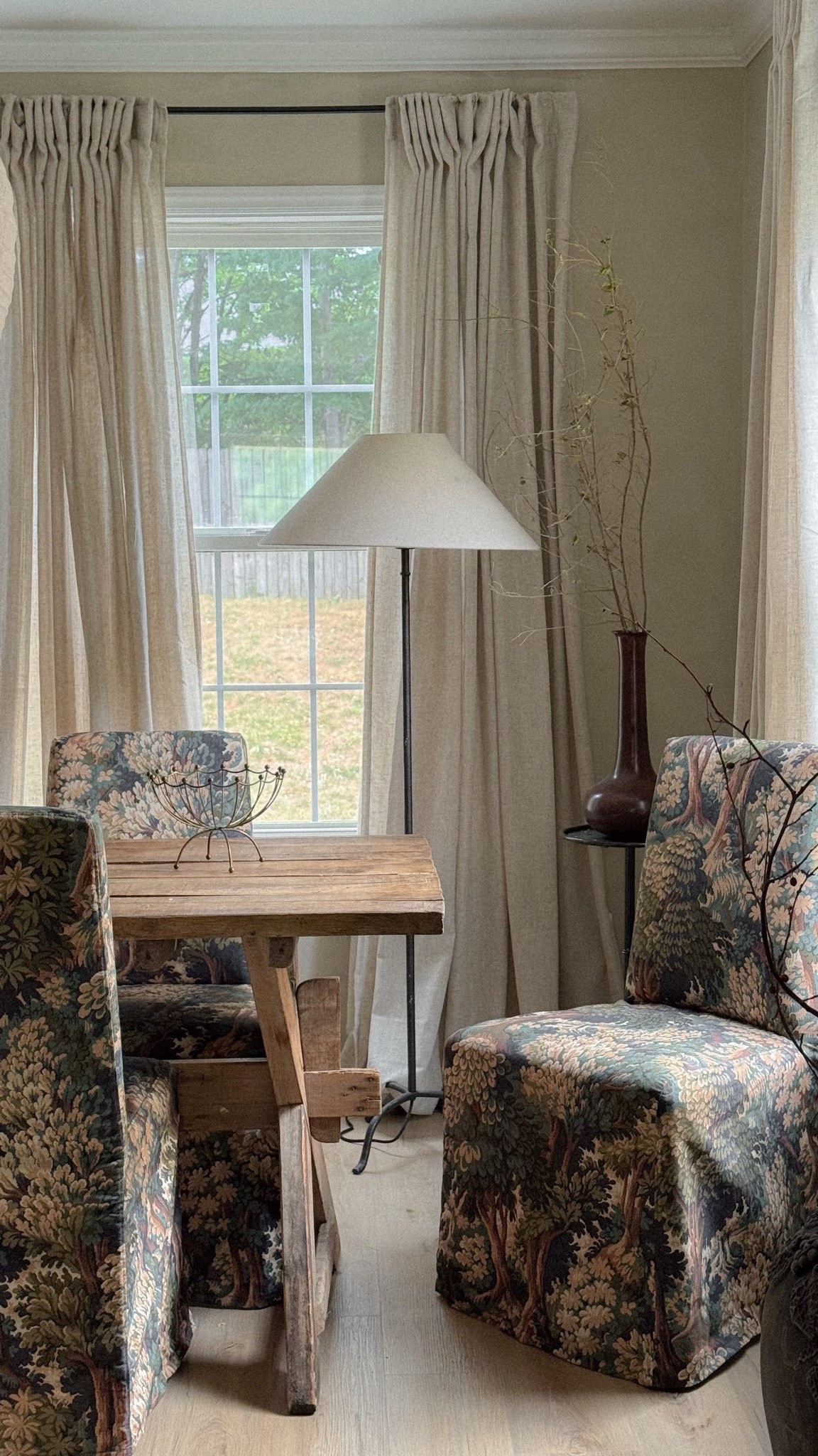Want an easy dining room makeover? Swapping your dining chair slipcovers is one of the fastest ways to update your space without buying new furniture. Want an easy dining room makeover? Swapping your dining chair slipcovers is one of the fastest ways to update your space without buying new furniture. Comment SLIPCOVERS and I’ll send you the links!

#LTKHome
