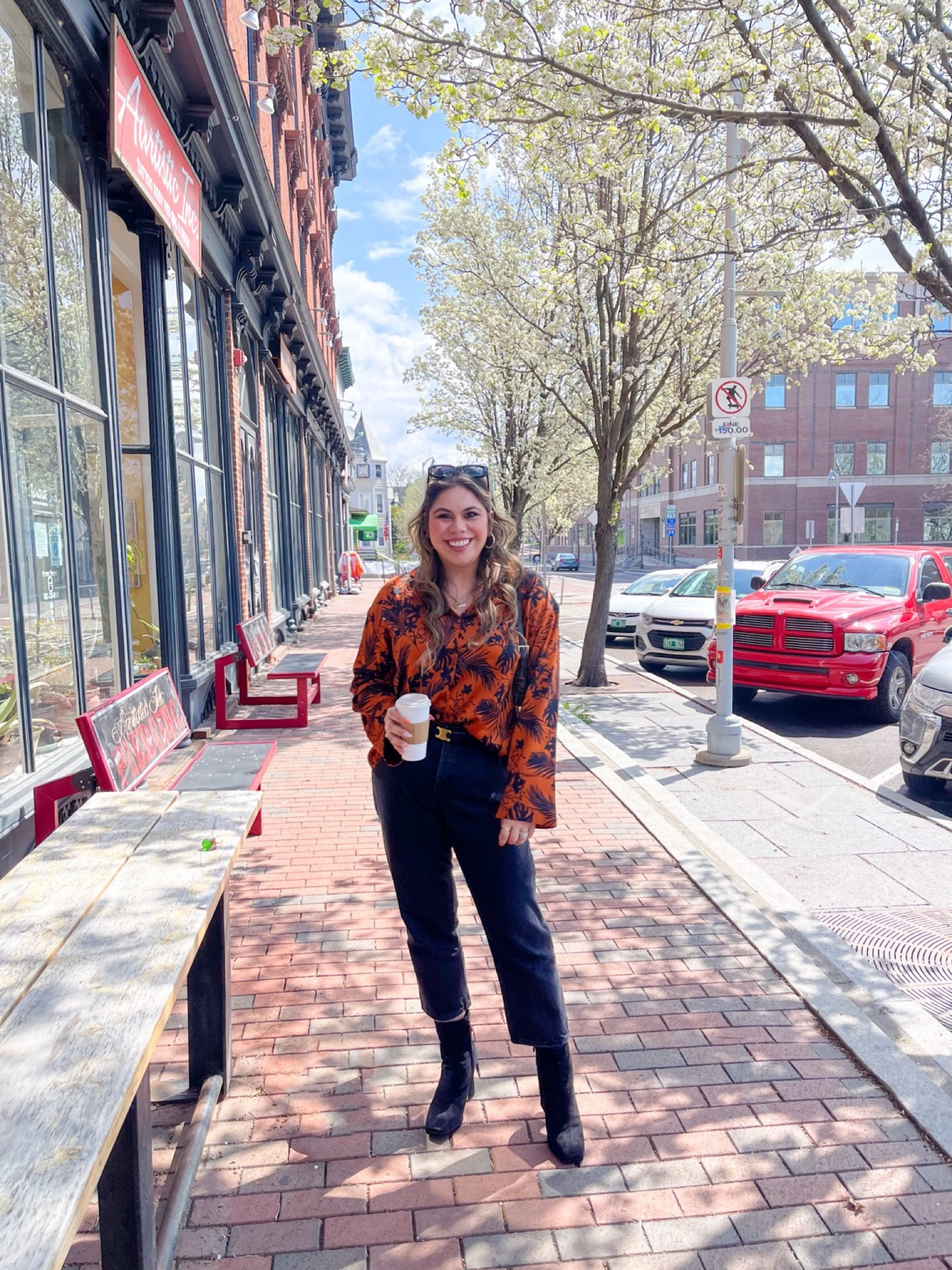 Yesterday’s outfit for a little more casual look!! The weather was perfect yesterday and it makes me excited for warmer days ahead ☀️ 

#LTKworkwear #LTKSeasonal