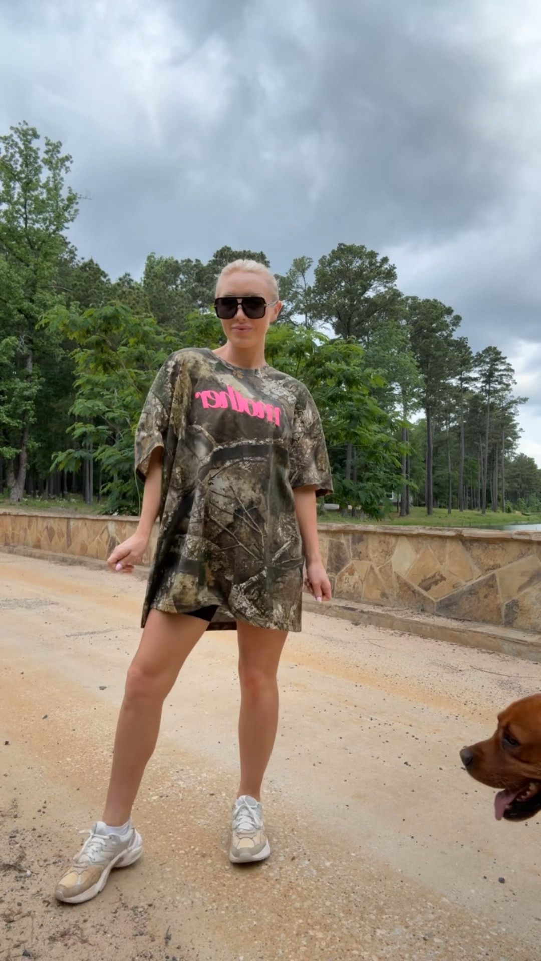 Giving mommy 😮‍💨