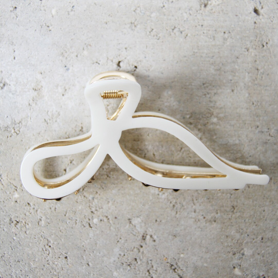 Cream Bow Hair Claw - Etsy | Etsy (US)