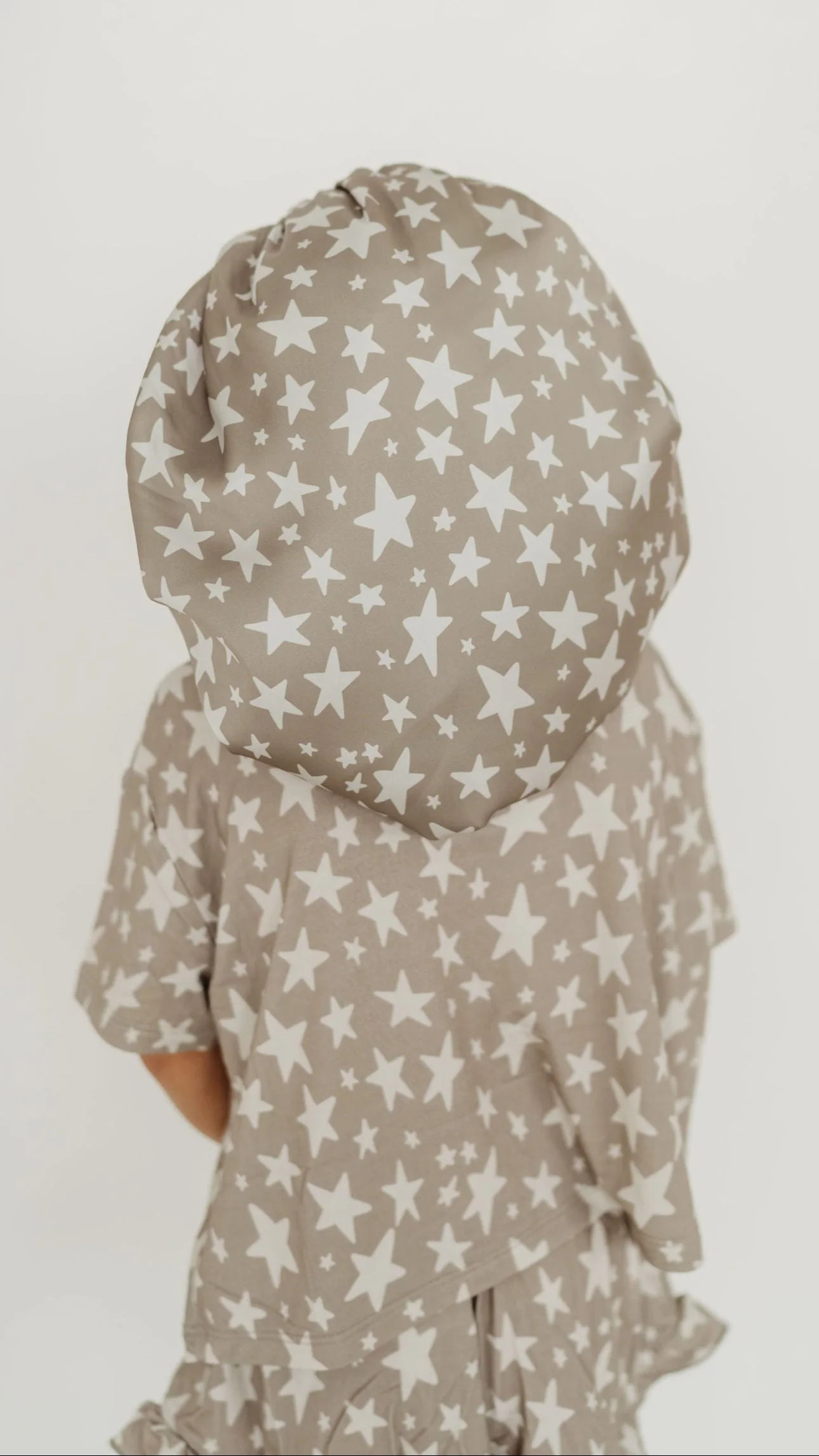 Kids Satin Bonnet in Green Stars | Silks Design