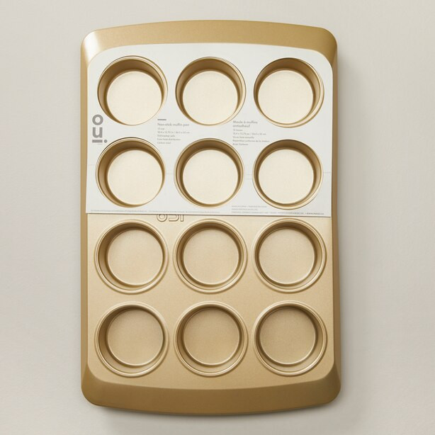 Muffin Pan, Gold | Indigo (CA)