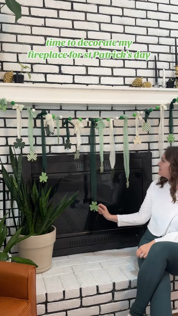 St Patrick’s day fireplace mantle diy garland! 

#LTKHome #LTKSeasonal #LTKmomlife