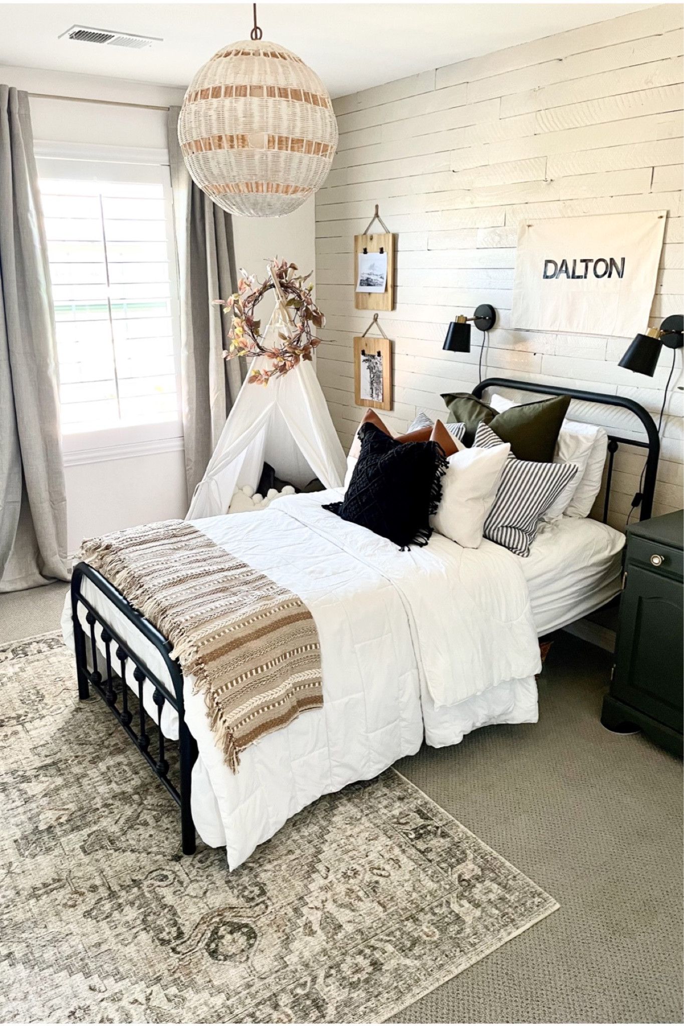 Fall bedroom 

Little boy bedroom
Big boy bedroom
Bedroom decor
Home decor
Boy bedroom
Neutral bedroom


#LTKSeasonal #LTKfamily #LTKhome