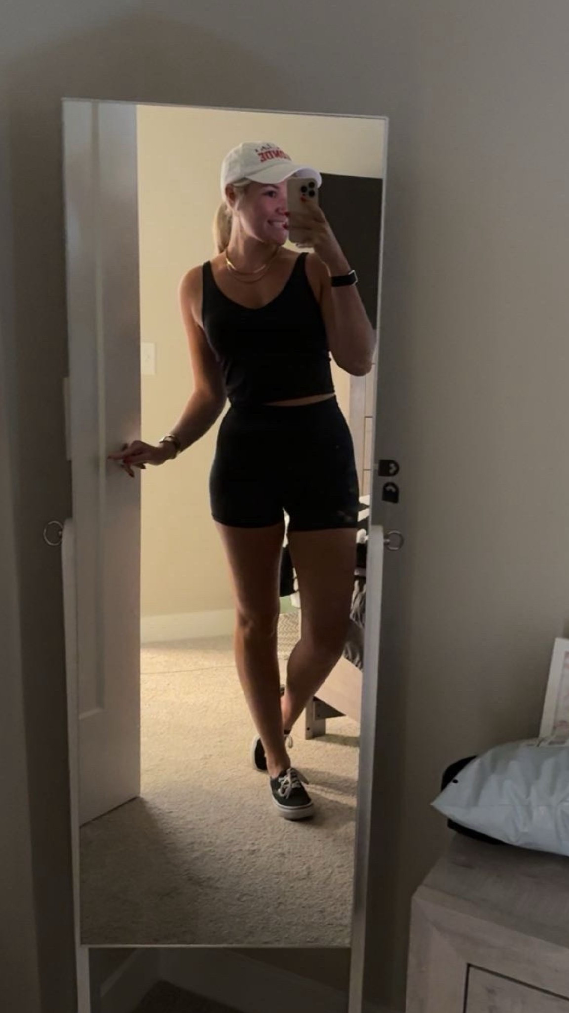 Fourth of July Fit 🇺🇸

Red, White & Blonde Hat is from Etsy!



#LTKActive #LTKSeasonal