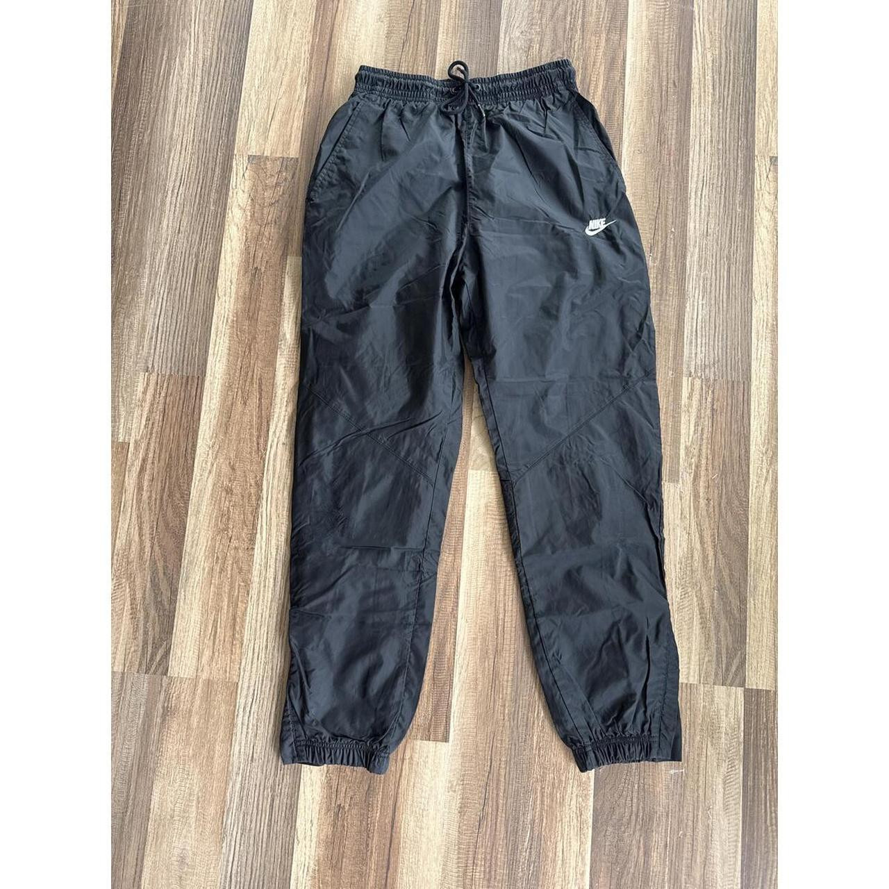 Nike Women's Bottom - Black/Black | Depop US
