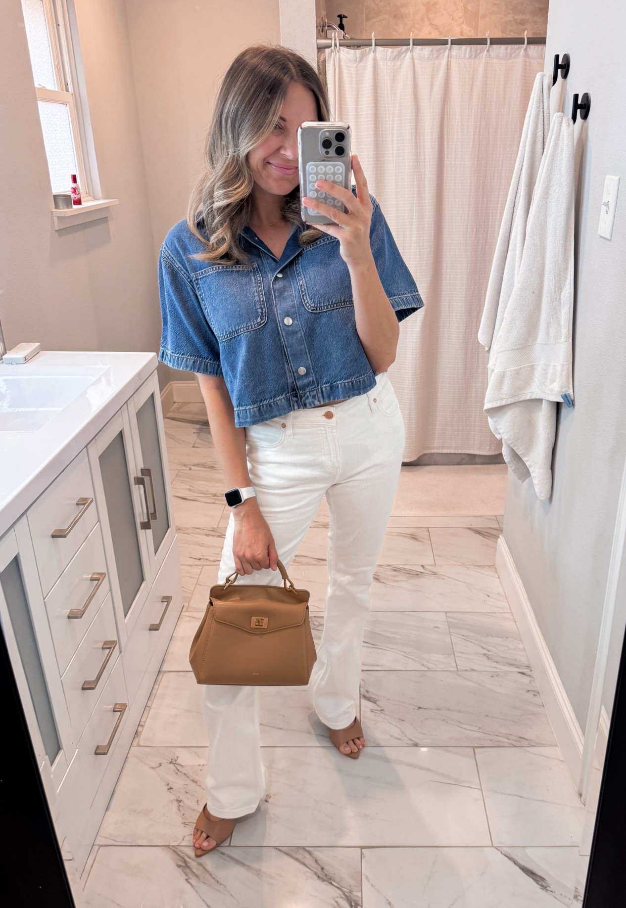 XS in top

#LTKmomlife #LTKOver40 #LTKootd