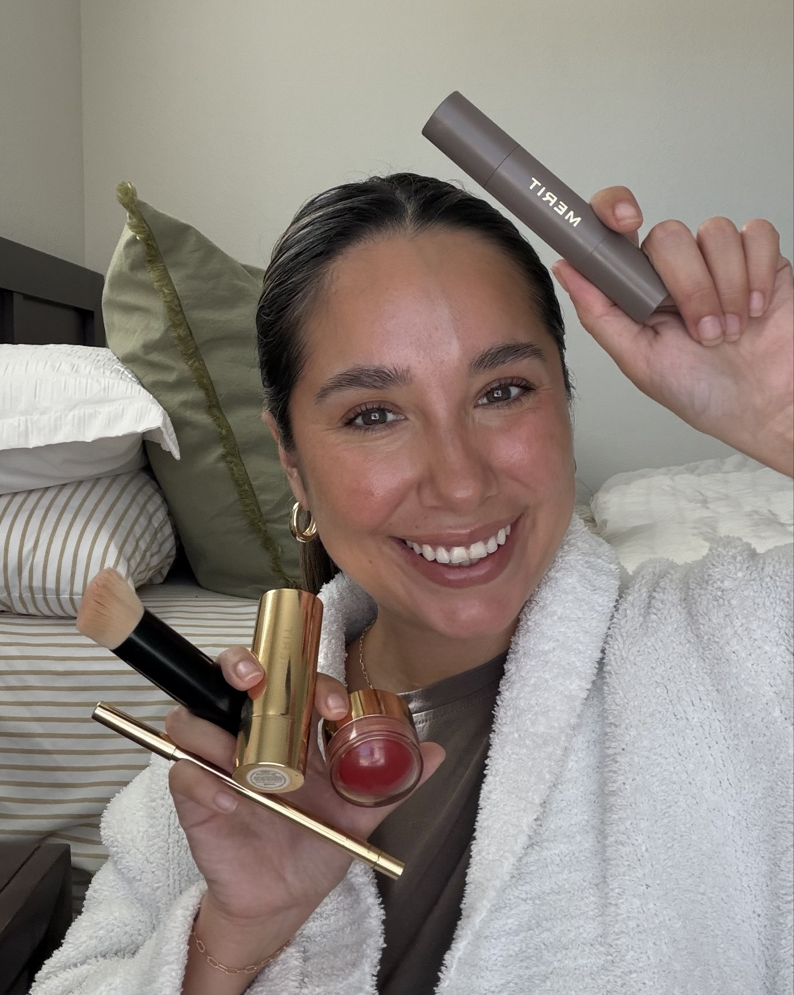 My favorites from @merit are on sale @Sephora for the holidays 🎄

Easy peasy everyday makeup routine ✨

#LTKdayinmylife #LTKHoliday #LTKGiftGuide