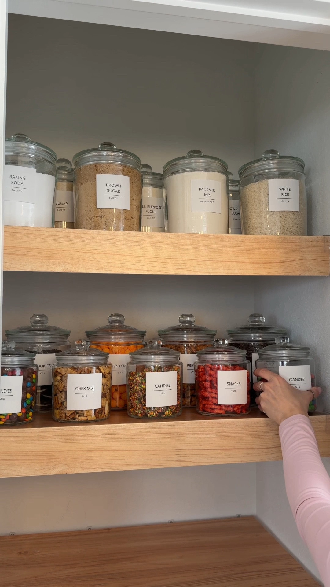 Pantry reset + organization ✨