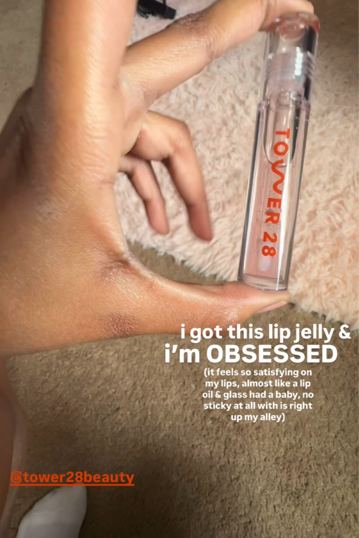 tower 28 lip oil is def a fav of mine rn🙆🏾‍♀️

#LTKGiftGuide