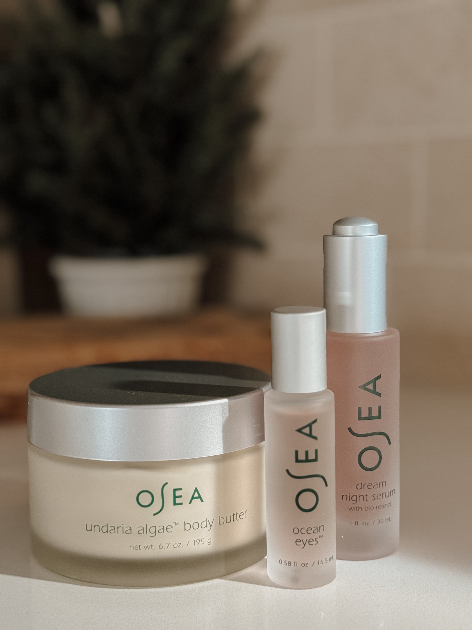 favorite skincare brand 💫

OSEA | daily routine | skincare from the sea | OSEA Malibu | serum | body butter | gift ideas for her | gift guide | self care routine 

#LTKgrwm #LTKBeauty #LTKselfcare