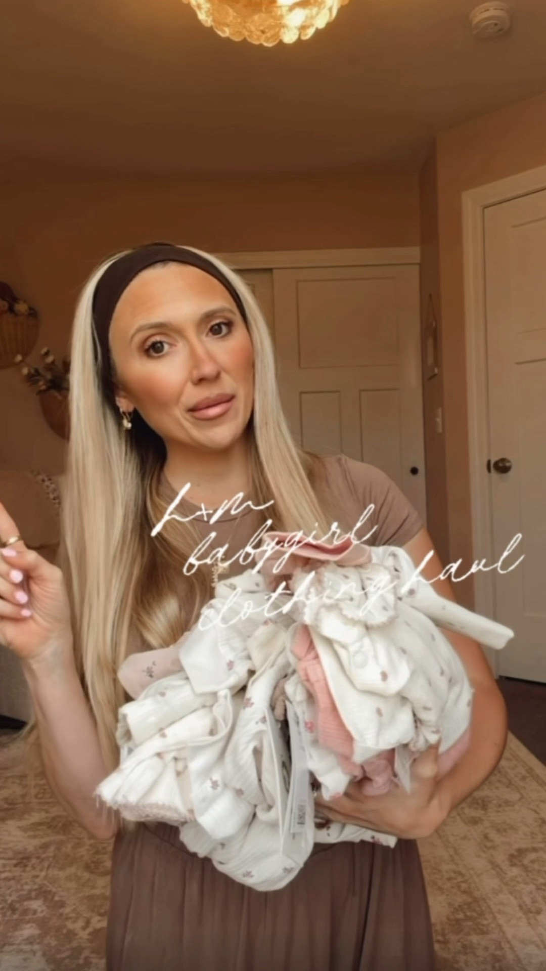 baby girl fall + winter clothing haul 🎀🤍🦢🧸✨🌷

Right now H+M is doing 15% OFF $75 OR 20% OFF $100 🛍️🛒 

🔗: https://liketk.it/6l15c #babygirlclothinghaul #clothinghaul #babyclothing #babygirloutfit #babygirl

#LTKmomlife #LTKBaby #LTKKids