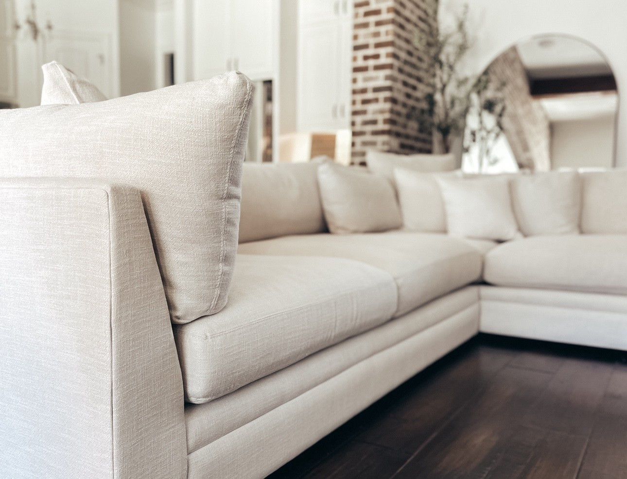 Dream sofa ☁️ #sofa #livingroom #livingroomfurniture #whitesofa 