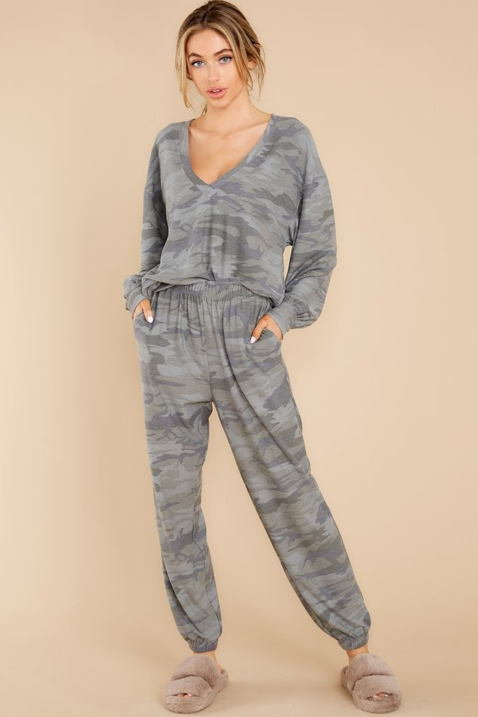 Within The Lines Sage Camo Top | Red Dress 