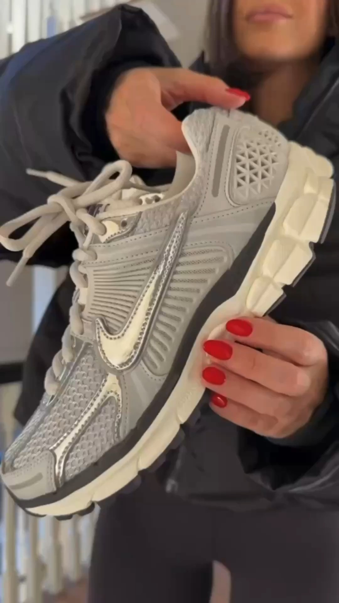 Check the last gifts off your list with things they actually want 👌🏽 Comment SHOP for a link to our @Nike favorites at @Shopbop #ShopbopPartner #TeamNike
