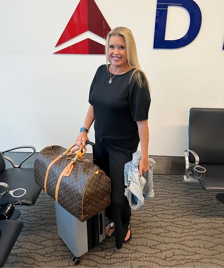 Travel style with Spanx 

Air essential wide leg pant and short sleeve top tts

Tory Burch sandals  tts

Denim jacket Kut from kloth 
Louis vuttion large 55 mm

Ysl necklace 
Lv watch band sparkle band!