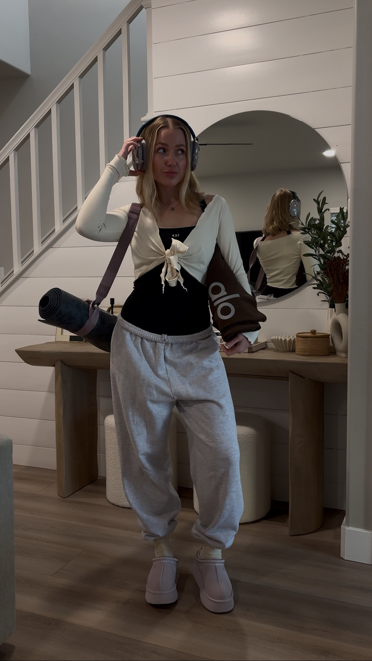 🫧🌷🎧thank you🫧🌷🎧 #ootd #pilates #yoga #lululemon #alo #437 #skims

#LTKActive #LTKFitness