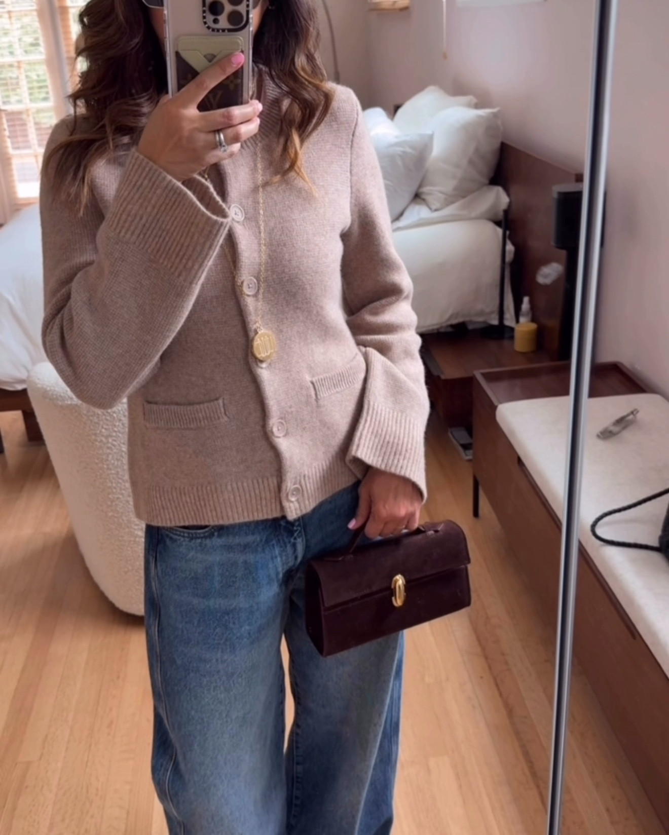 Cozy fall neutrals kind of day 🍂
I’ve been living in these new Quince sweaters! They’re so soft and have that effortless, polished fit I love. I own the luxe versions from other brands and honestly… these feel just as good (but the price is unbeatable 👀).

Paired them with my favorite jeans and a rotation of my go-to bags… including my latest Amazon find and my new Quince handwoven bag that goes with literally everything. Obsessed with rich tones and textures this season 🤎

Quince linked in my bio 💕
✨ Use code INFG-25STYLEWYN10 for 10% off if you’re new to Quince.

Sweaters (size S)
Jeans (size 27)

#LTKStyleTip #LTKItBag #LTKSeasonal