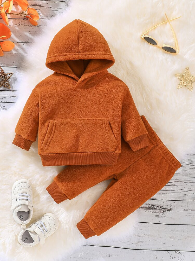 New
     
      Baby Kangaroo Pocket Thermal Hoodie & Pants | SHEIN