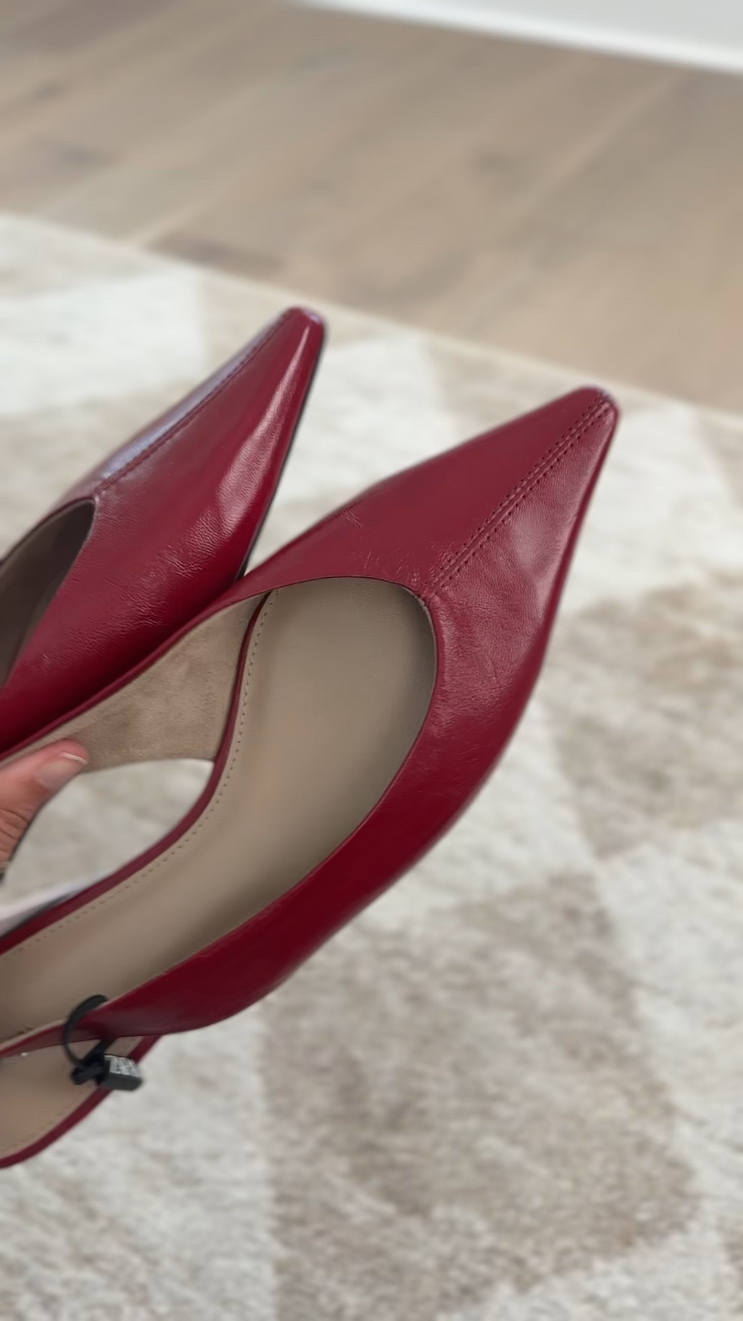 red sling backs for fall

#LTKootd #LTKgrwm #LTKSeasonal
