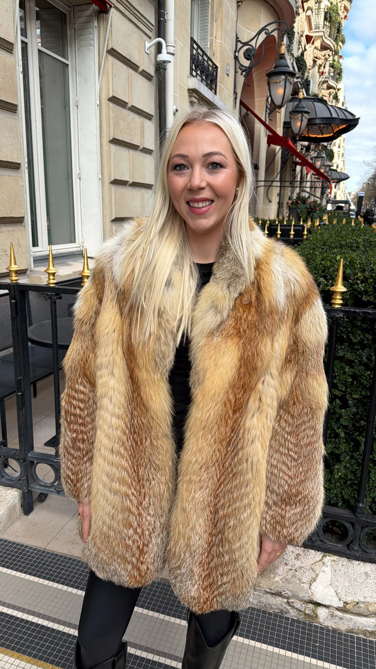 VINTAGE FUR COATS | Glitzy Bella