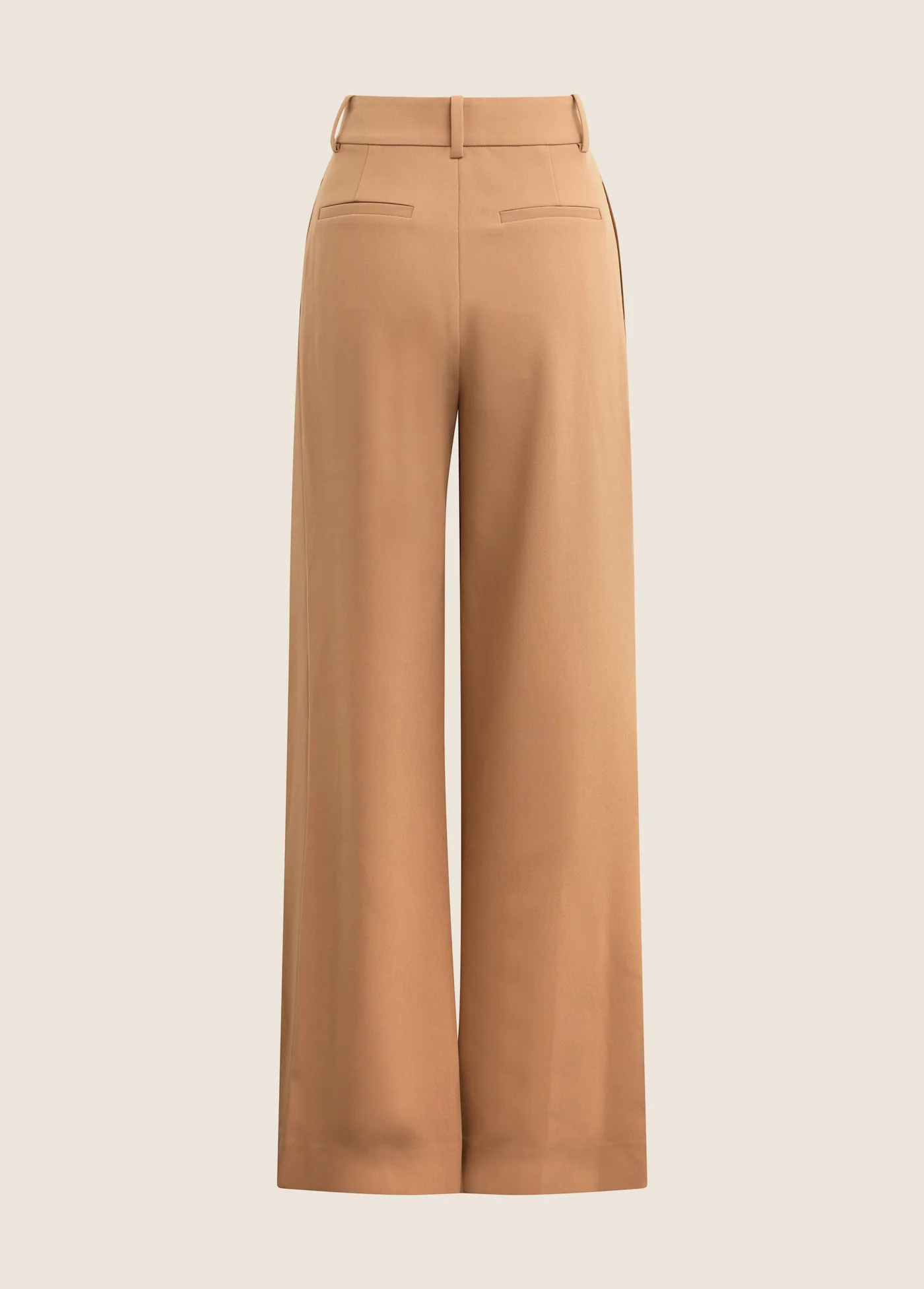 THE PLEATS FOR DAYS PANT | Favorite Daughter