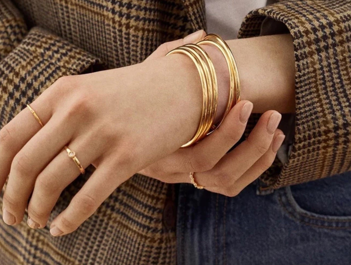 A bracelet stack 60% off yes please 👏 Only on sale this week!!! Grab some of my favorite pieces!!

#LTKSaleAlert