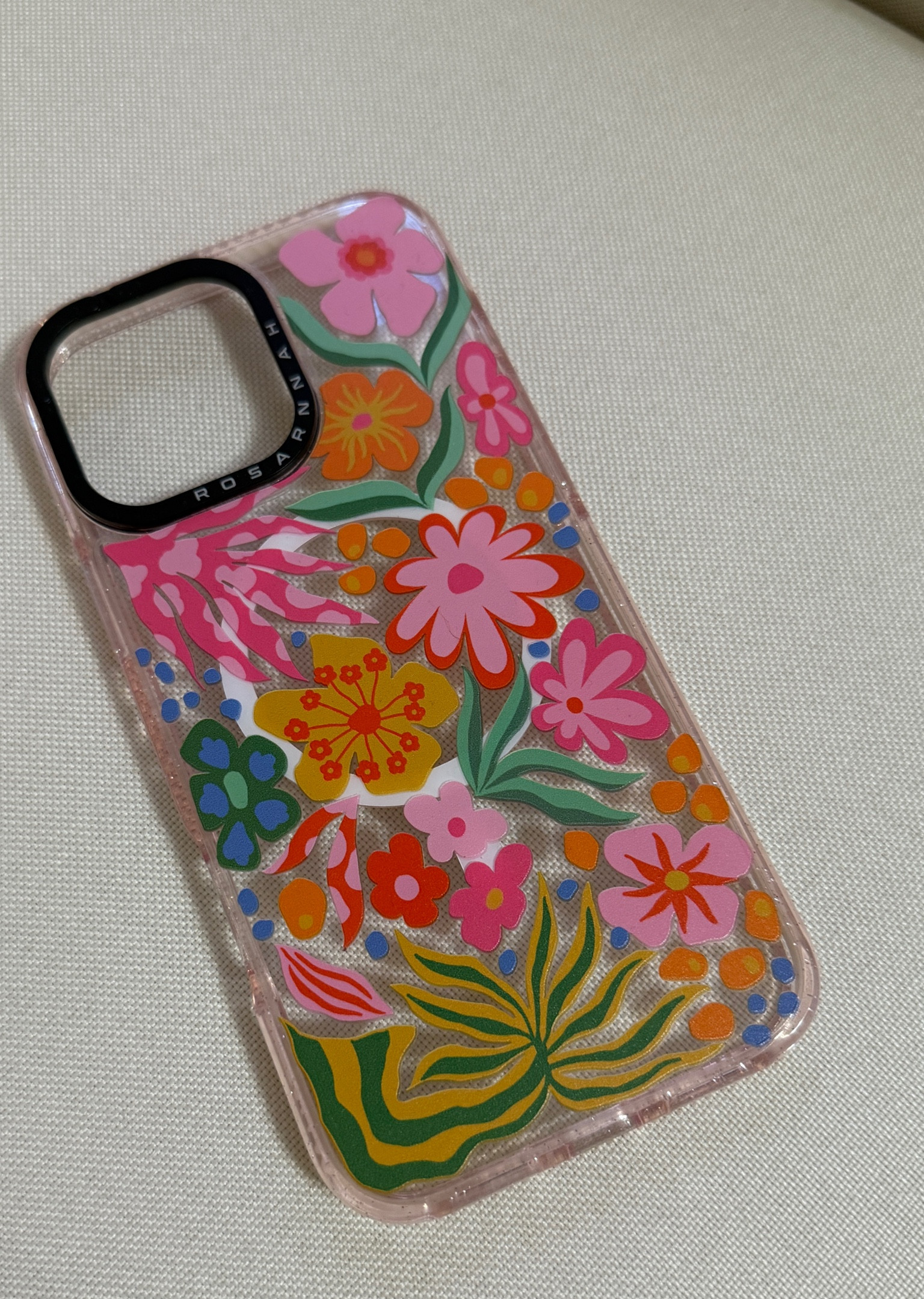 my new mag safe case 🤩🤩🤩



#LTKMostLoved #LTKGiftGuide #LTKFindsUnder50