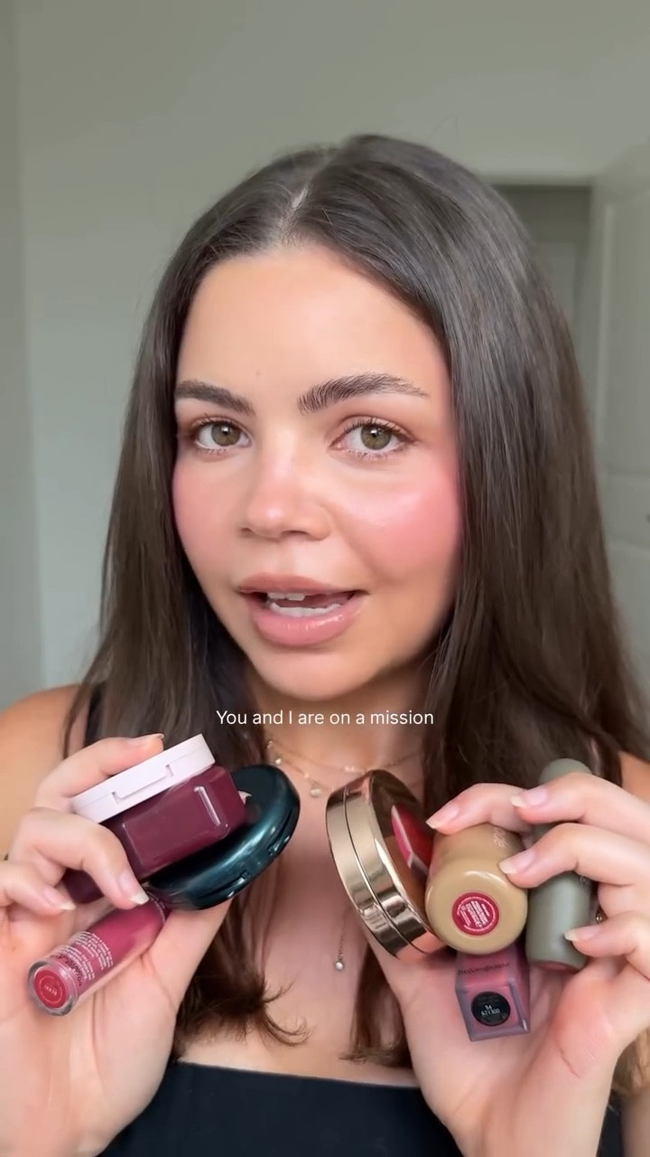 There’s something about a berry blush for fall 😌

Which blush shade should we try next? 

@cielecosmetics @kyliecosmetics @hudabeauty @rhode @yslbeauty @mangopeoplecosmetics @soshebeauty @anastasiabeverlyhills #berryblush #fallmakeup

#LTKBeauty #LTKautumn