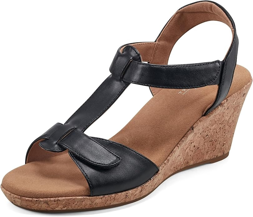 Rockport Women's Blanca T-Strap Sandal | Amazon (US)